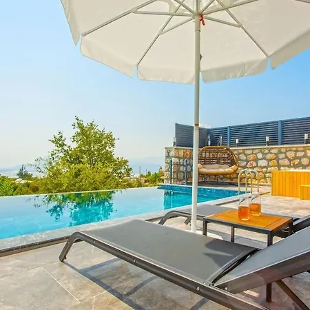 1+1 - Isitmali Havuz - Jakuzi - Balayi Villasi Vila Kaş